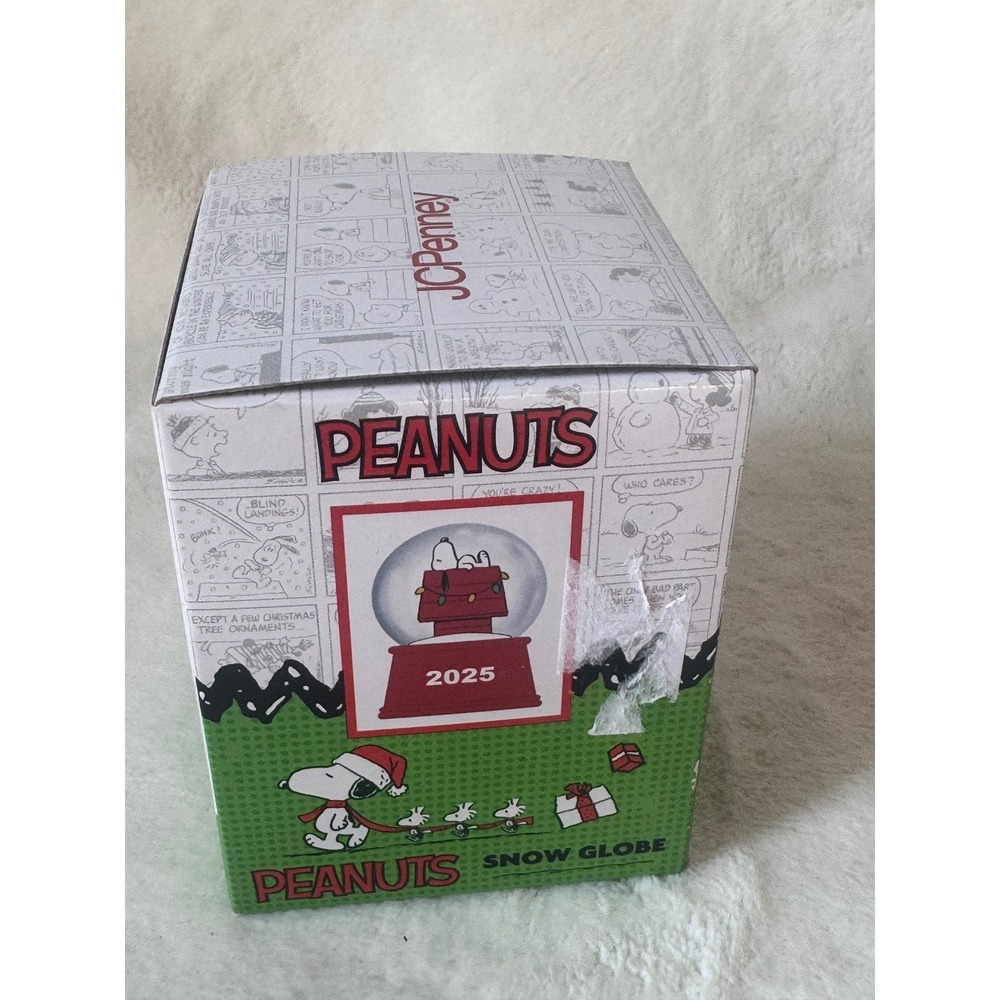 Peanuts Snoopy Snow Globe 2025 JCPenney Red Green New Box Damage Holiday Decor - Picture 3 of 6